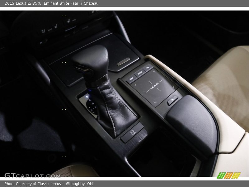 Eminent White Pearl / Chateau 2019 Lexus ES 350