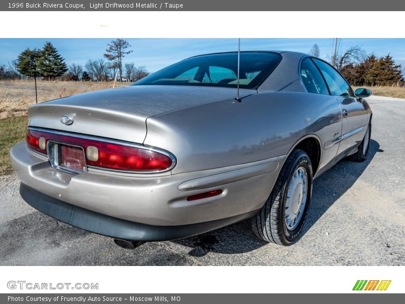 Light Driftwood Metallic / Taupe 1996 Buick Riviera Coupe