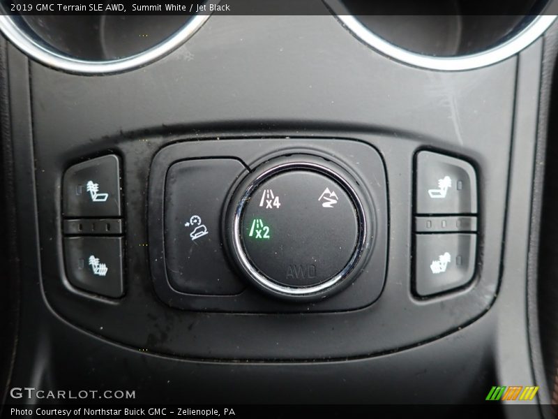 Summit White / Jet Black 2019 GMC Terrain SLE AWD