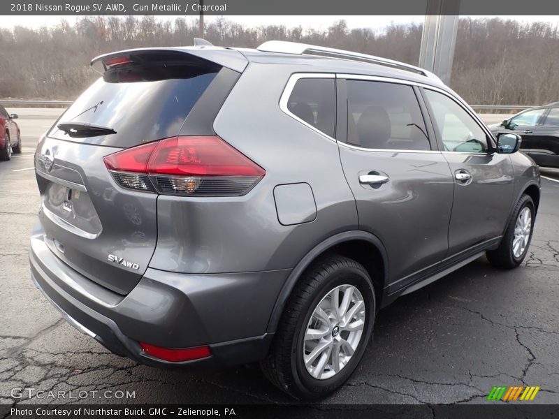 Gun Metallic / Charcoal 2018 Nissan Rogue SV AWD