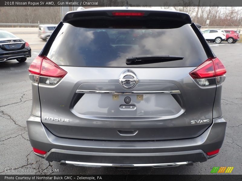Gun Metallic / Charcoal 2018 Nissan Rogue SV AWD