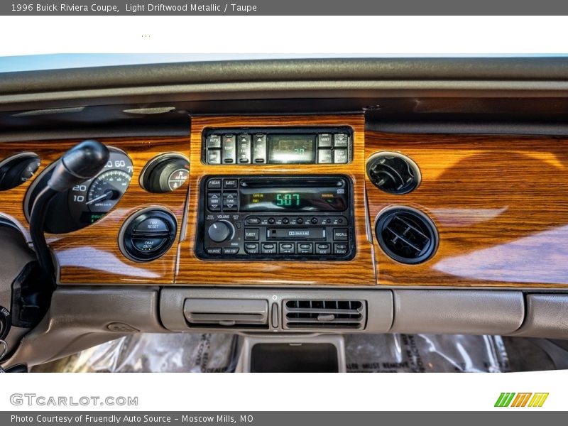 Light Driftwood Metallic / Taupe 1996 Buick Riviera Coupe