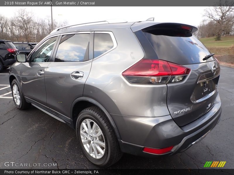 Gun Metallic / Charcoal 2018 Nissan Rogue SV AWD