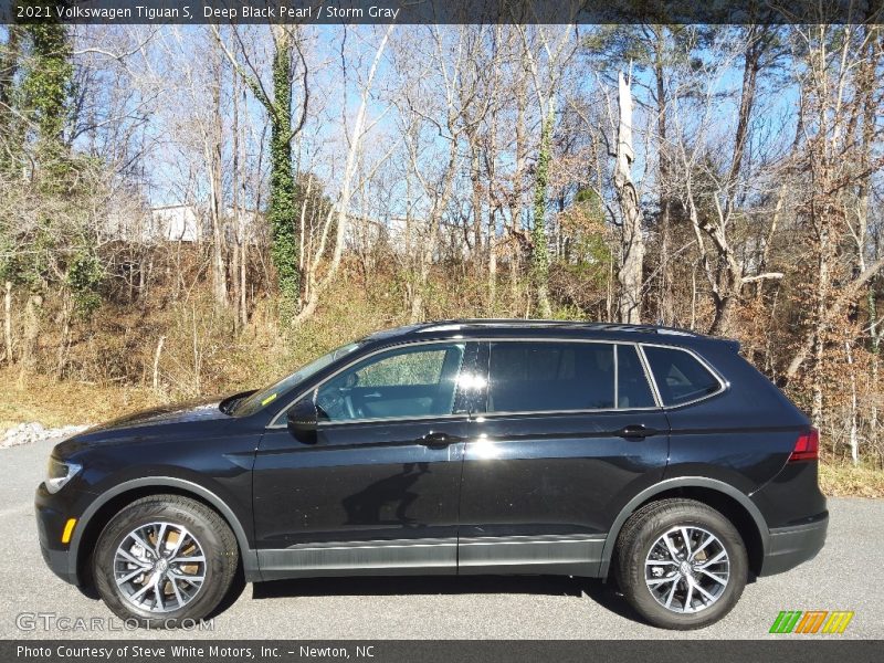 Deep Black Pearl / Storm Gray 2021 Volkswagen Tiguan S