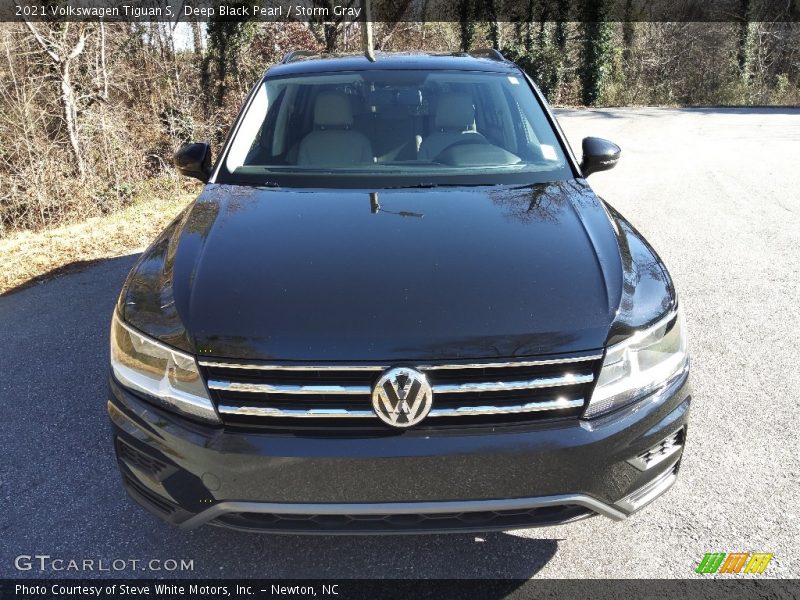 Deep Black Pearl / Storm Gray 2021 Volkswagen Tiguan S