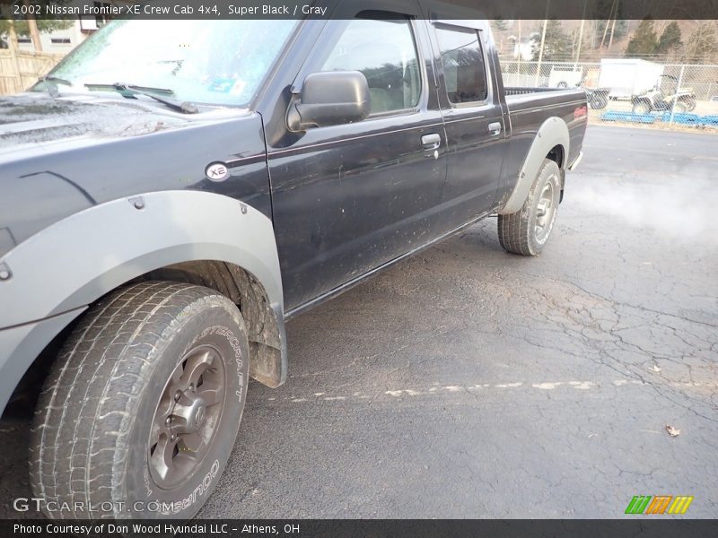 Super Black / Gray 2002 Nissan Frontier XE Crew Cab 4x4
