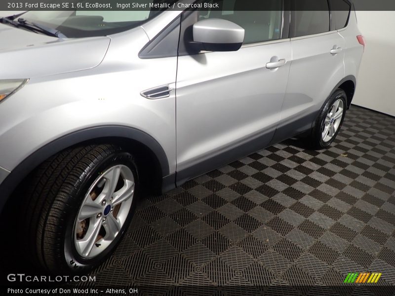 Ingot Silver Metallic / Charcoal Black 2013 Ford Escape SE 1.6L EcoBoost