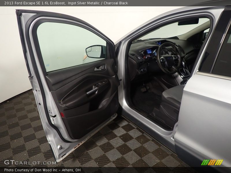 Ingot Silver Metallic / Charcoal Black 2013 Ford Escape SE 1.6L EcoBoost