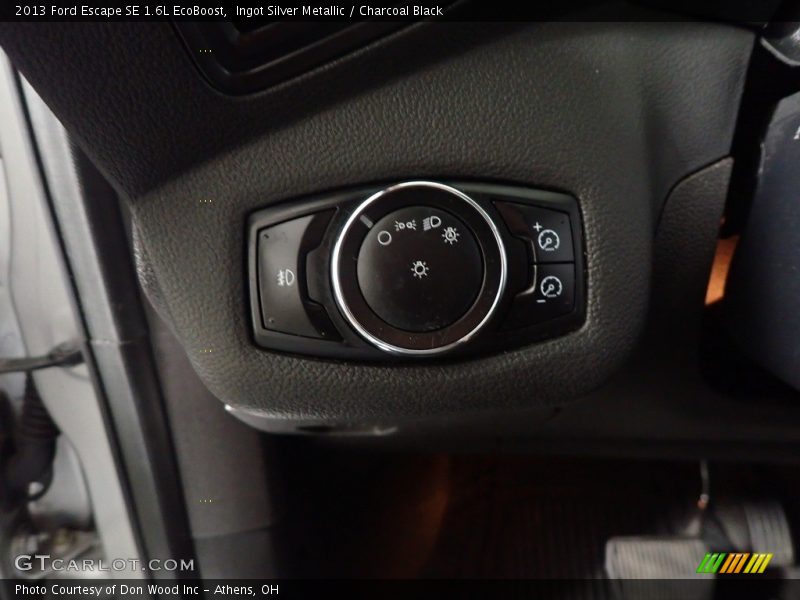 Ingot Silver Metallic / Charcoal Black 2013 Ford Escape SE 1.6L EcoBoost