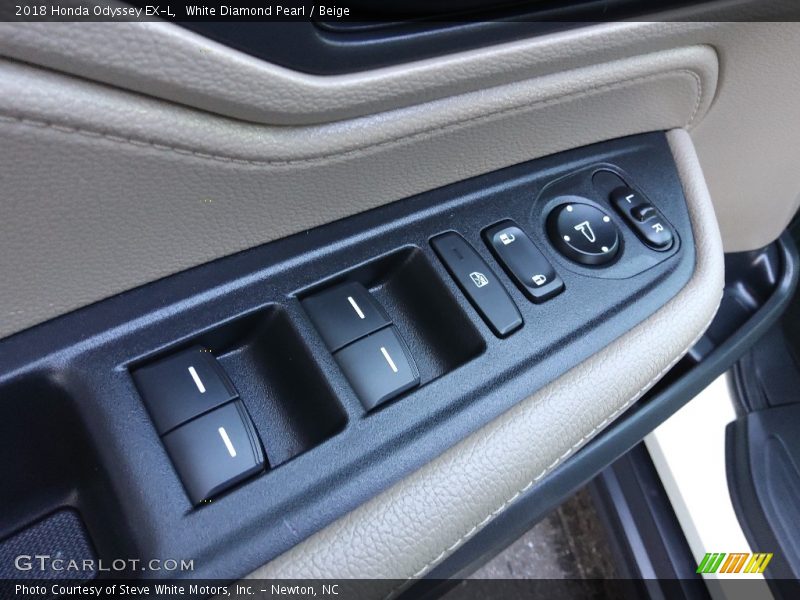 White Diamond Pearl / Beige 2018 Honda Odyssey EX-L