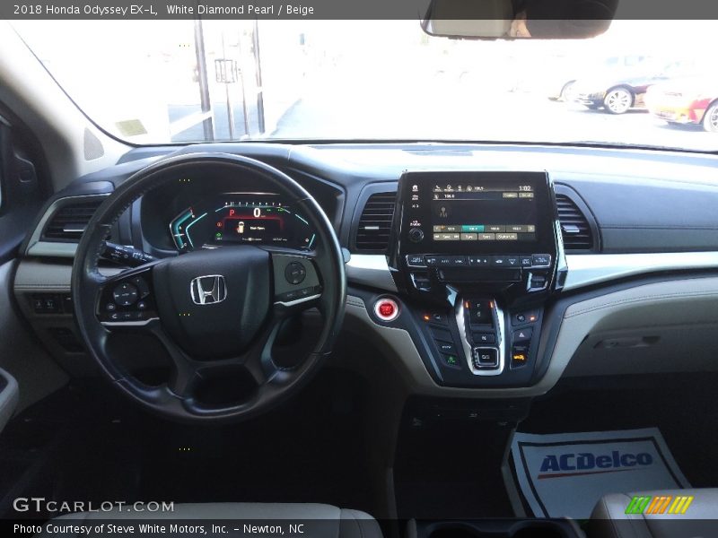 White Diamond Pearl / Beige 2018 Honda Odyssey EX-L