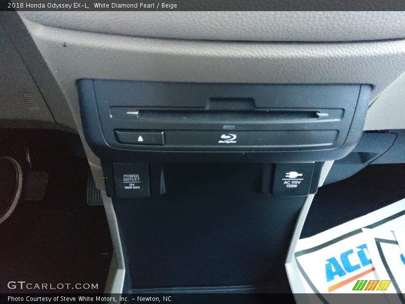 White Diamond Pearl / Beige 2018 Honda Odyssey EX-L