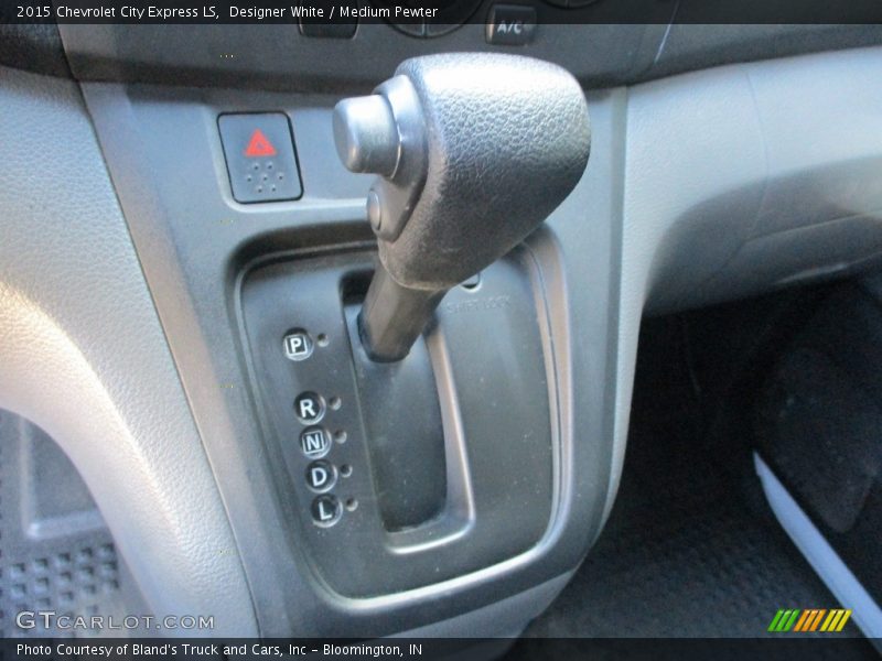 Designer White / Medium Pewter 2015 Chevrolet City Express LS