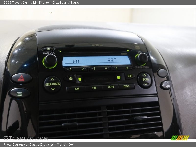 Phantom Gray Pearl / Taupe 2005 Toyota Sienna LE
