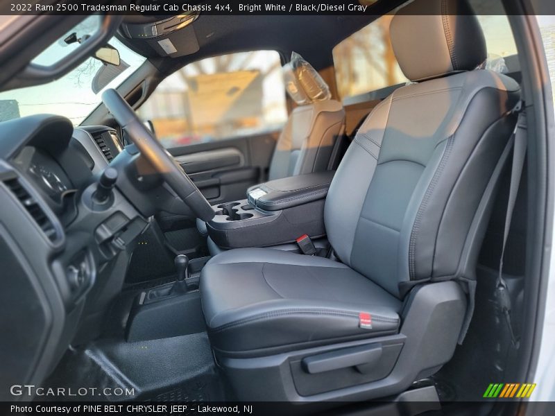  2022 2500 Tradesman Regular Cab Chassis 4x4 Black/Diesel Gray Interior