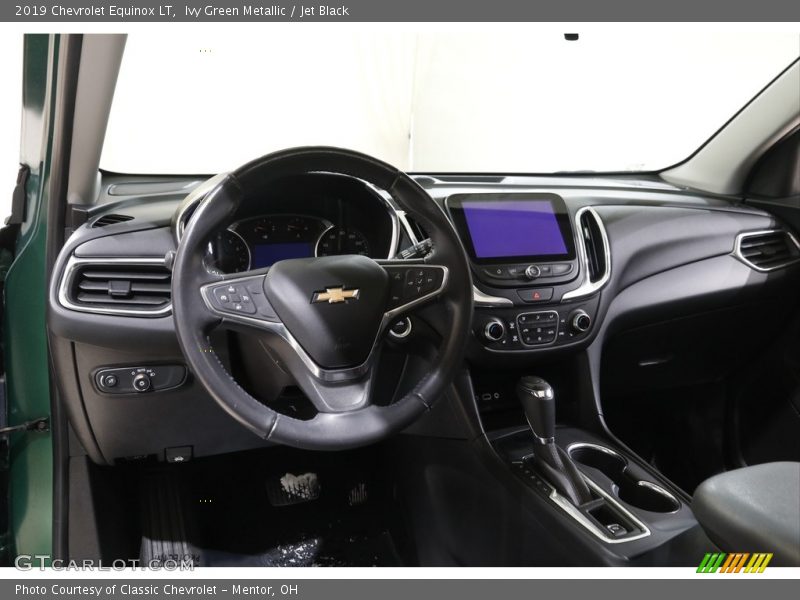 Ivy Green Metallic / Jet Black 2019 Chevrolet Equinox LT