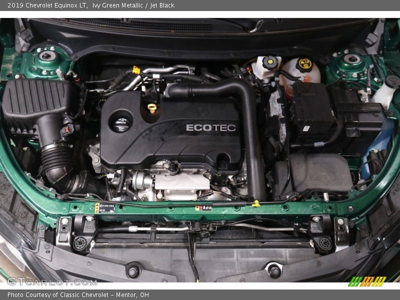 Ivy Green Metallic / Jet Black 2019 Chevrolet Equinox LT