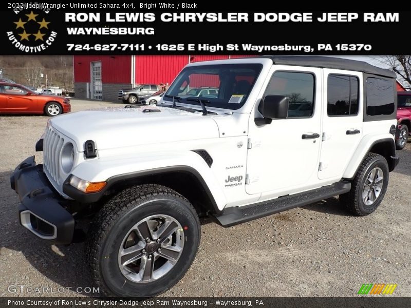 Bright White / Black 2022 Jeep Wrangler Unlimited Sahara 4x4