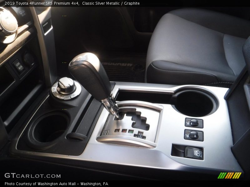 Classic Silver Metallic / Graphite 2019 Toyota 4Runner SR5 Premium 4x4