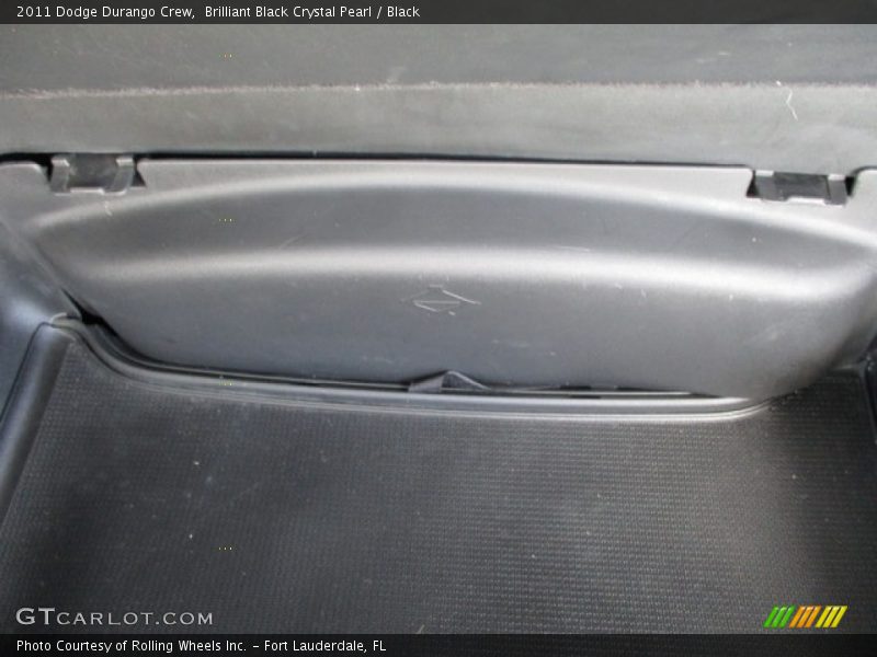 Brilliant Black Crystal Pearl / Black 2011 Dodge Durango Crew