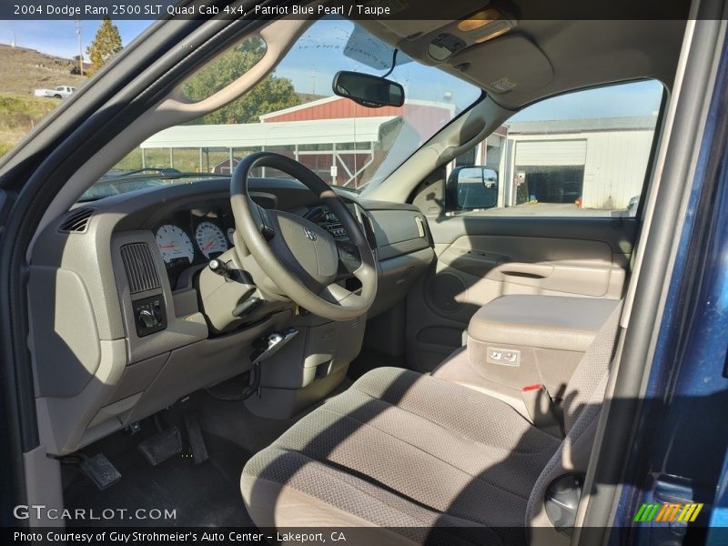 Patriot Blue Pearl / Taupe 2004 Dodge Ram 2500 SLT Quad Cab 4x4