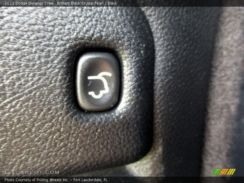Brilliant Black Crystal Pearl / Black 2011 Dodge Durango Crew