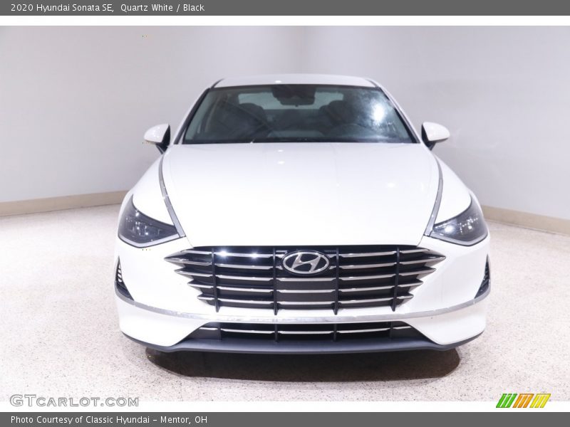 Quartz White / Black 2020 Hyundai Sonata SE