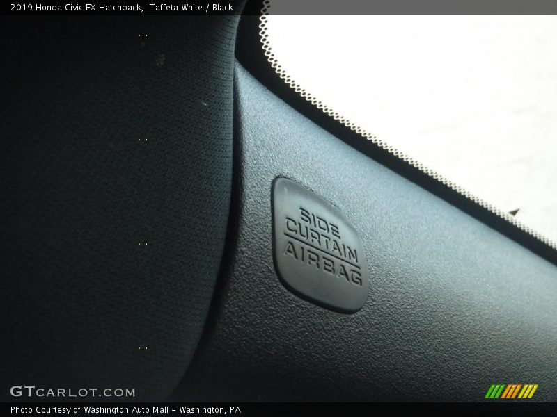 Taffeta White / Black 2019 Honda Civic EX Hatchback