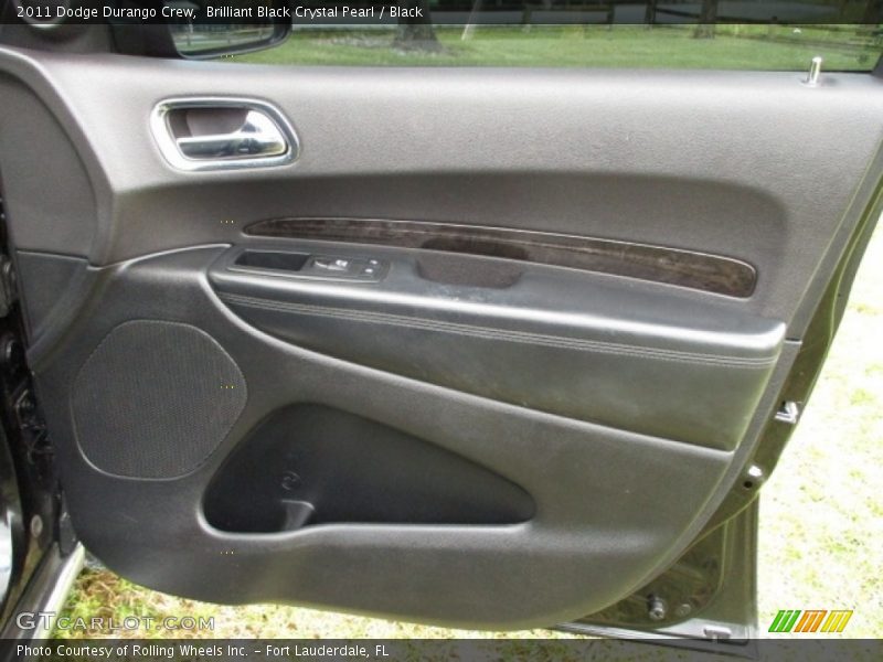 Brilliant Black Crystal Pearl / Black 2011 Dodge Durango Crew
