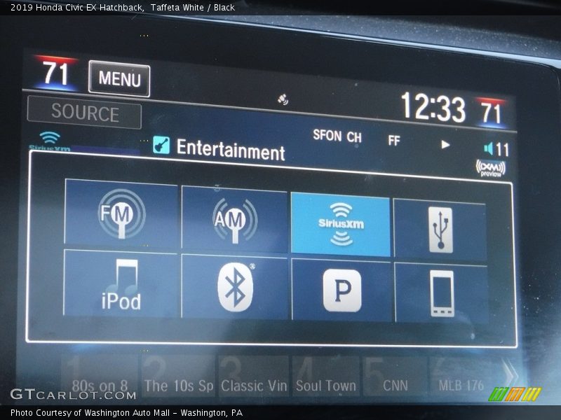 Taffeta White / Black 2019 Honda Civic EX Hatchback
