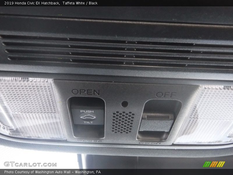 Taffeta White / Black 2019 Honda Civic EX Hatchback