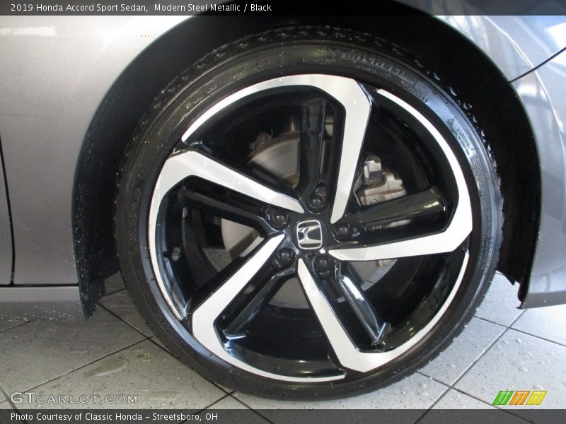 Modern Steel Metallic / Black 2019 Honda Accord Sport Sedan