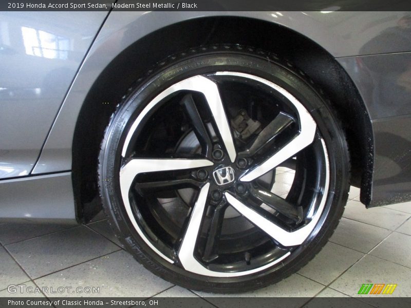 Modern Steel Metallic / Black 2019 Honda Accord Sport Sedan