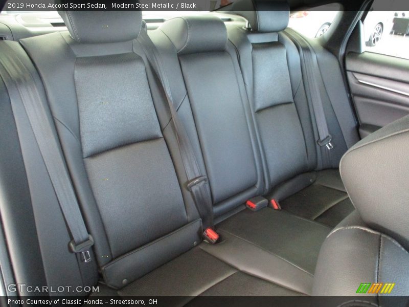 Modern Steel Metallic / Black 2019 Honda Accord Sport Sedan