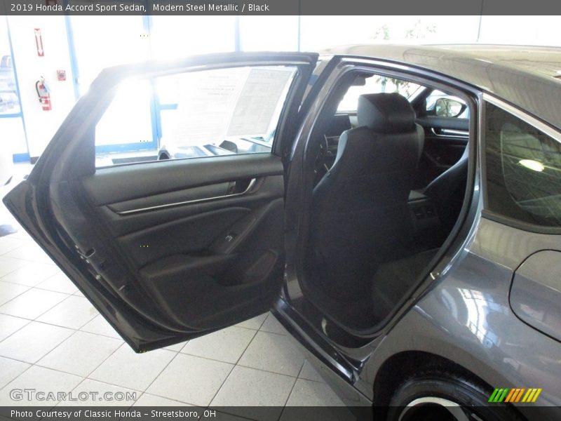 Modern Steel Metallic / Black 2019 Honda Accord Sport Sedan