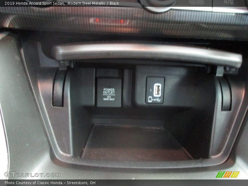 Modern Steel Metallic / Black 2019 Honda Accord Sport Sedan