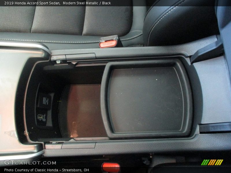 Modern Steel Metallic / Black 2019 Honda Accord Sport Sedan
