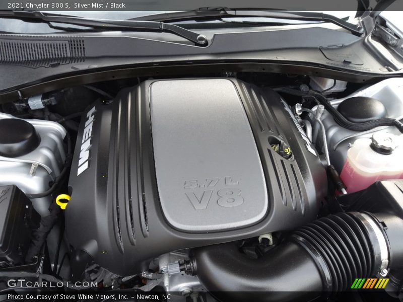  2021 300 S Engine - 5.7 Liter HEMI OHV 16-Valve VVT V8