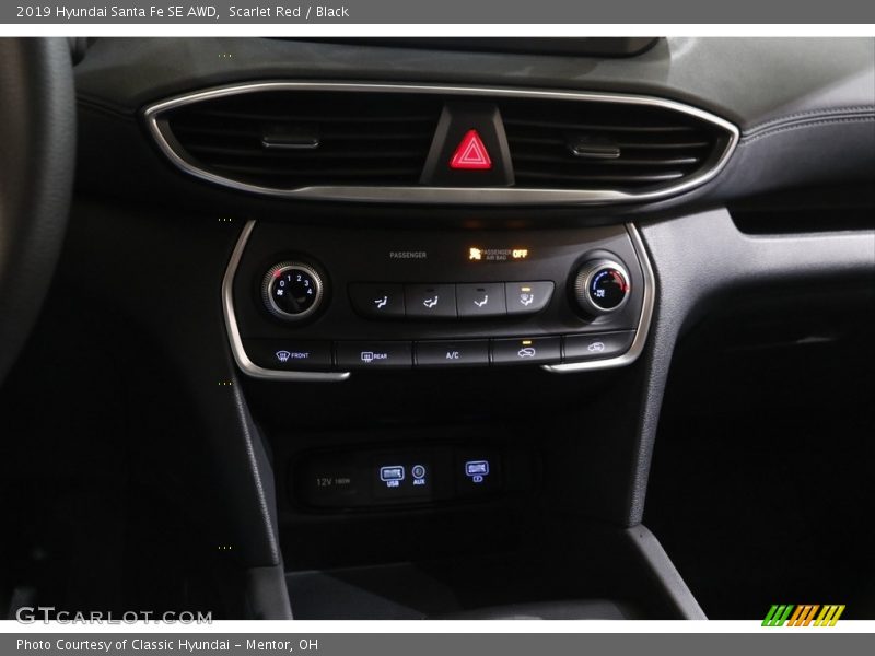 Scarlet Red / Black 2019 Hyundai Santa Fe SE AWD