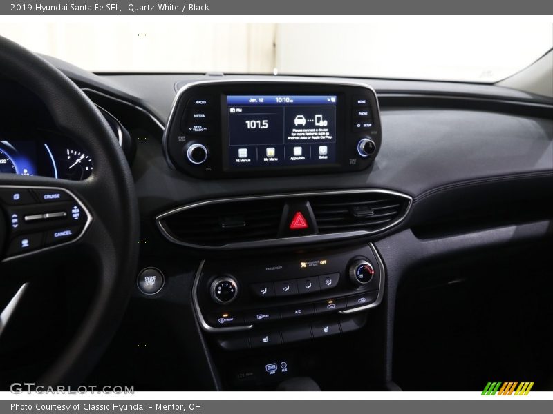 Quartz White / Black 2019 Hyundai Santa Fe SEL