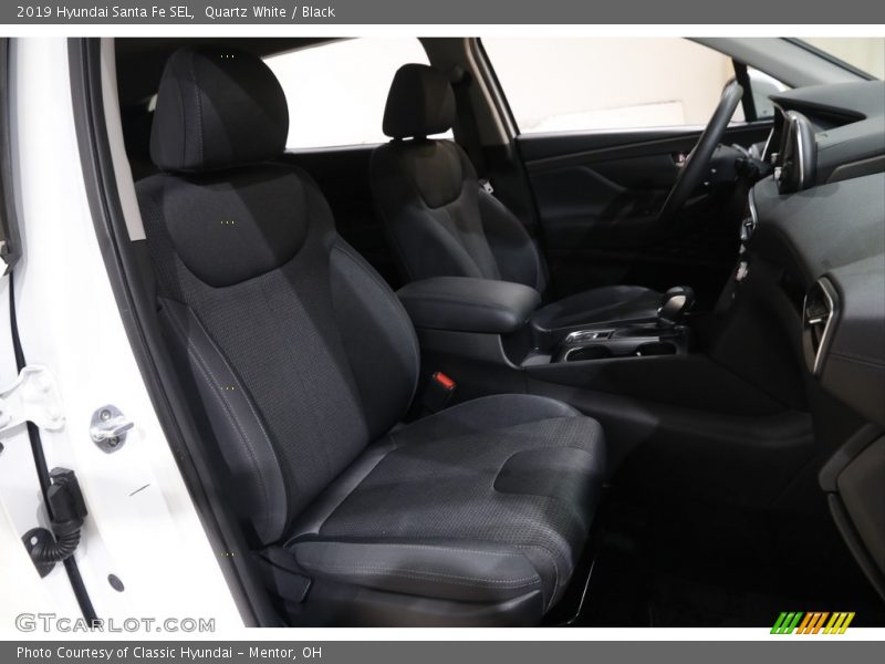 Quartz White / Black 2019 Hyundai Santa Fe SEL
