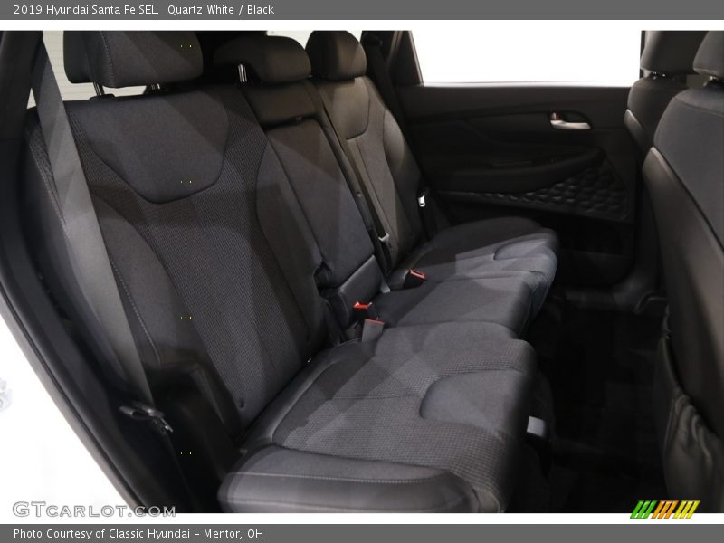 Quartz White / Black 2019 Hyundai Santa Fe SEL
