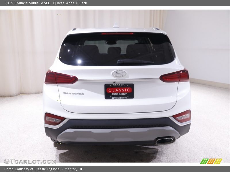 Quartz White / Black 2019 Hyundai Santa Fe SEL
