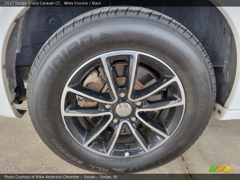 White Knuckle / Black 2017 Dodge Grand Caravan GT