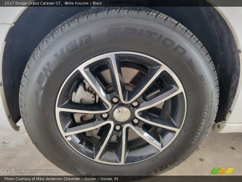 White Knuckle / Black 2017 Dodge Grand Caravan GT
