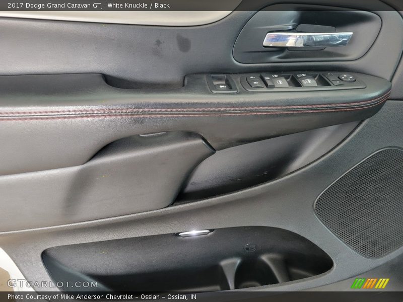 White Knuckle / Black 2017 Dodge Grand Caravan GT