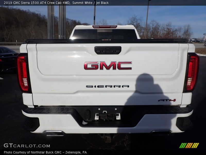 Summit White / Jet Black 2019 GMC Sierra 1500 AT4 Crew Cab 4WD