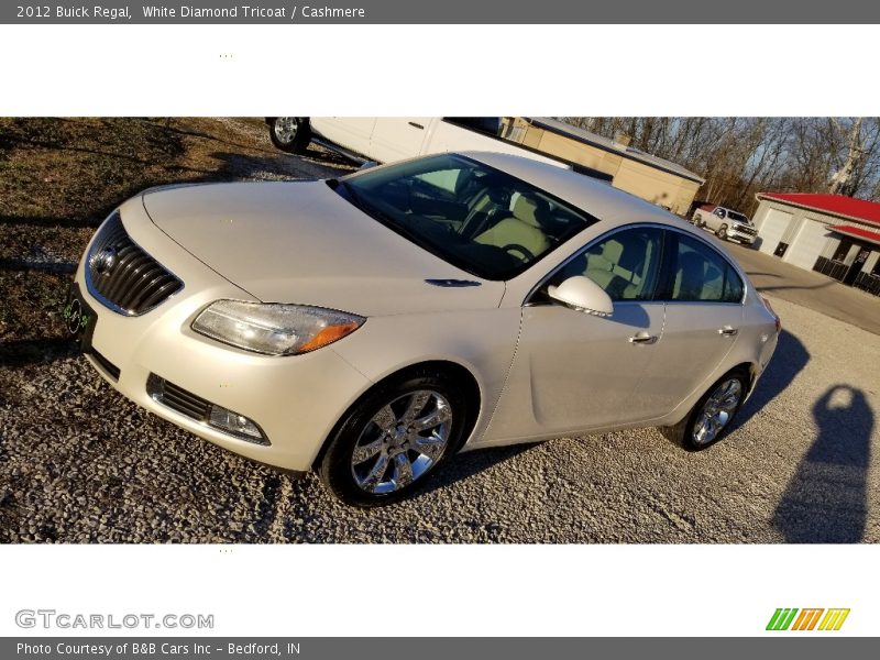 White Diamond Tricoat / Cashmere 2012 Buick Regal