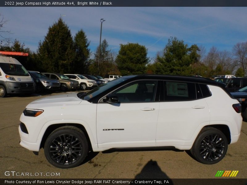 Bright White / Black 2022 Jeep Compass High Altitude 4x4