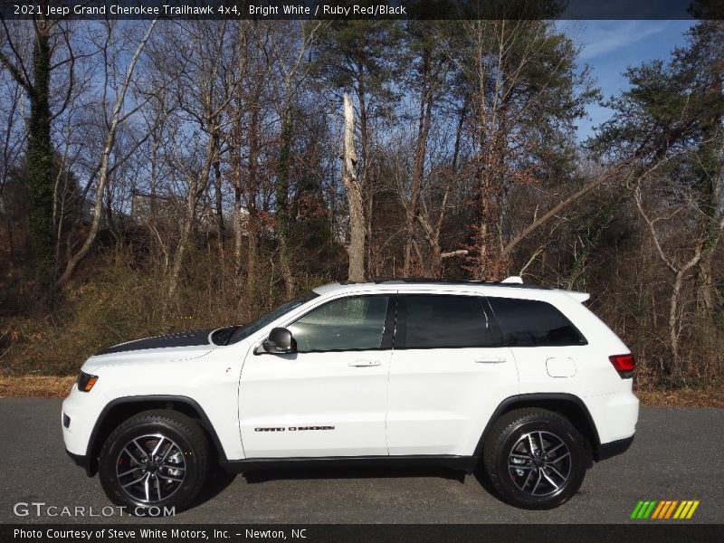 Bright White / Ruby Red/Black 2021 Jeep Grand Cherokee Trailhawk 4x4